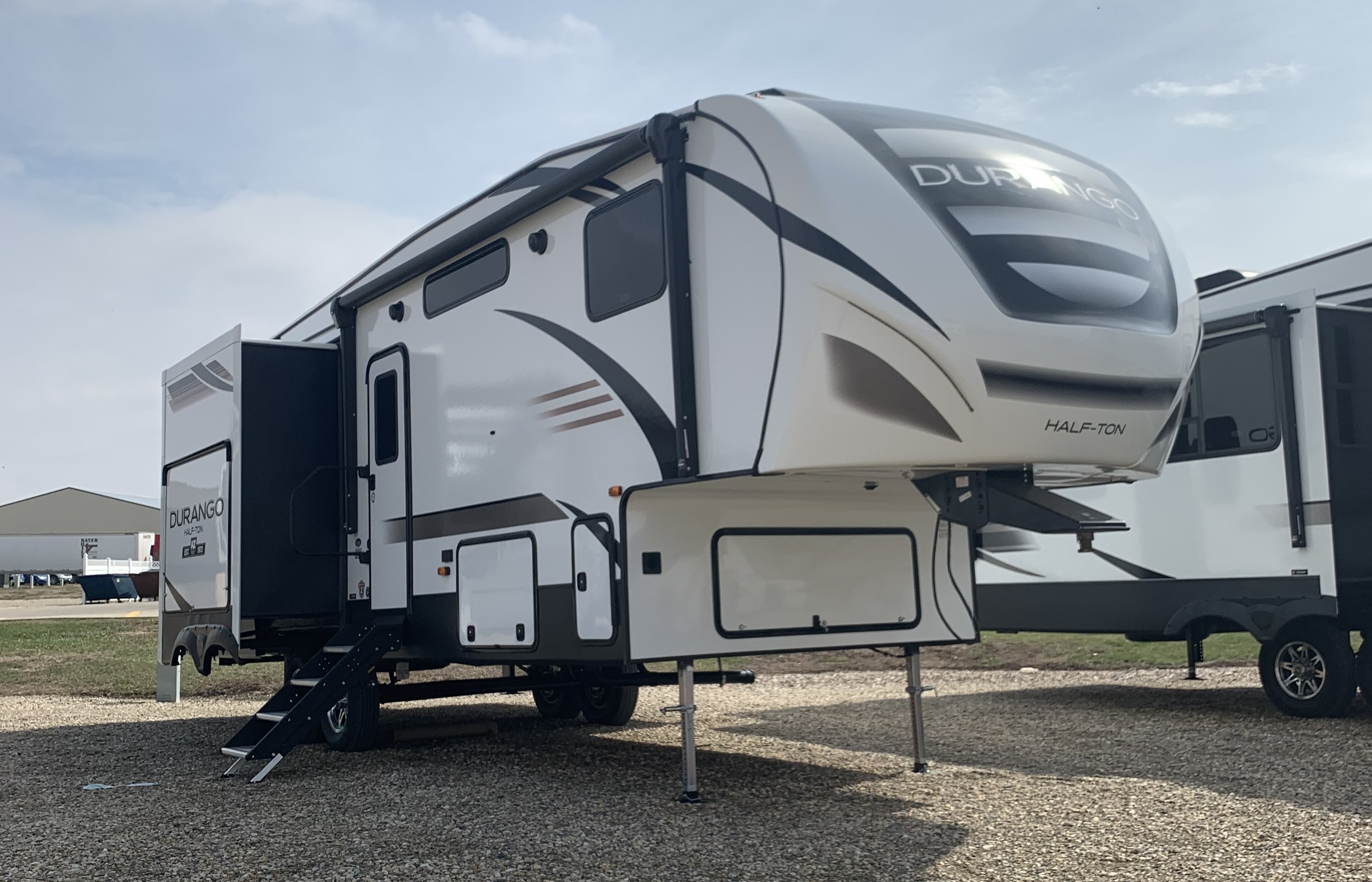 Southwest Wholesale RV New and Used Fifth Wheels and Travel Trailers